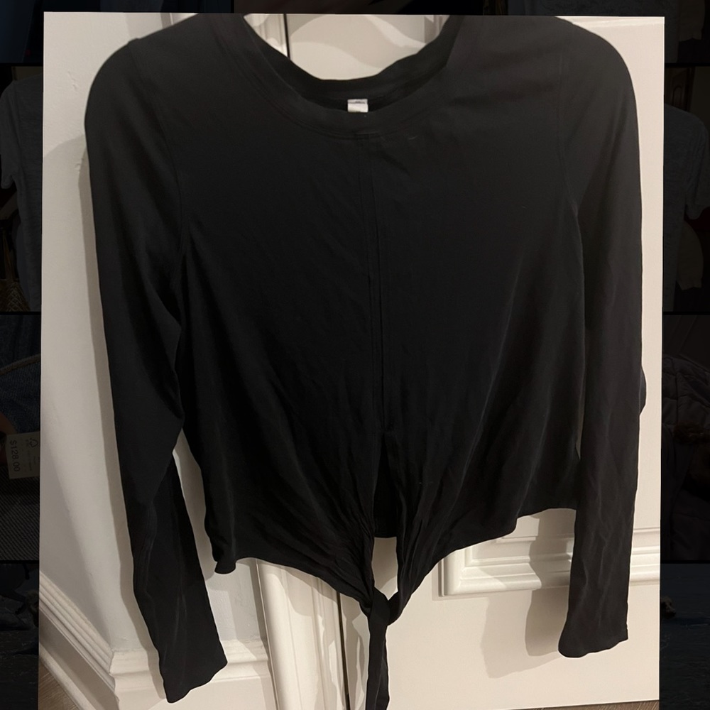 Lululemon long sleeve crop tie top